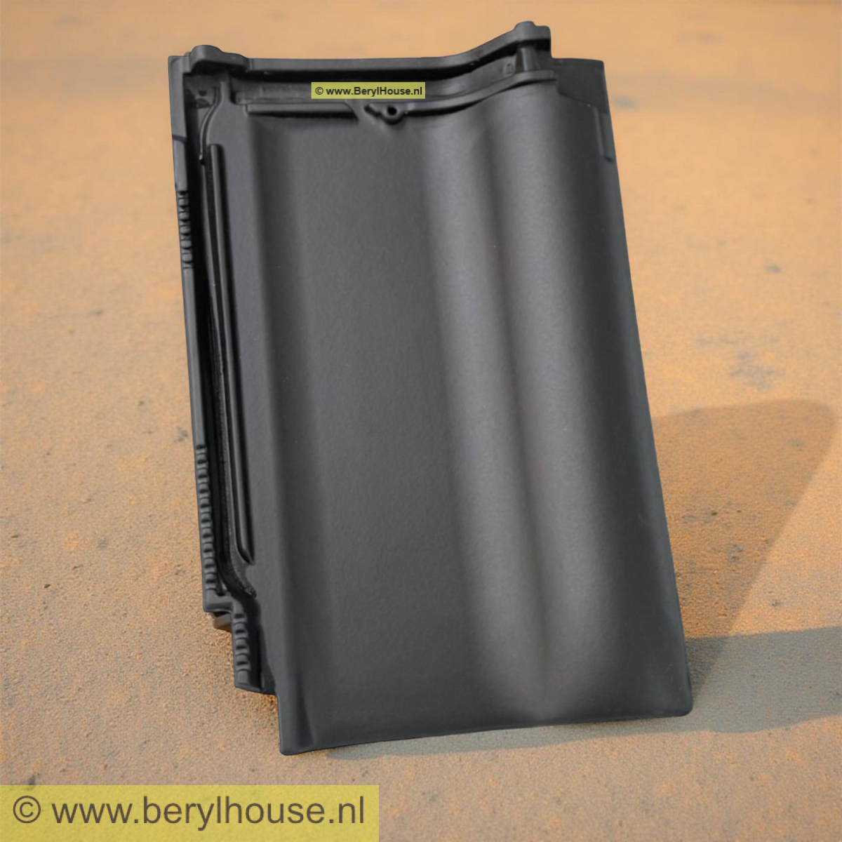 Dakpannen antraciet engobe FD 10 (per m2)