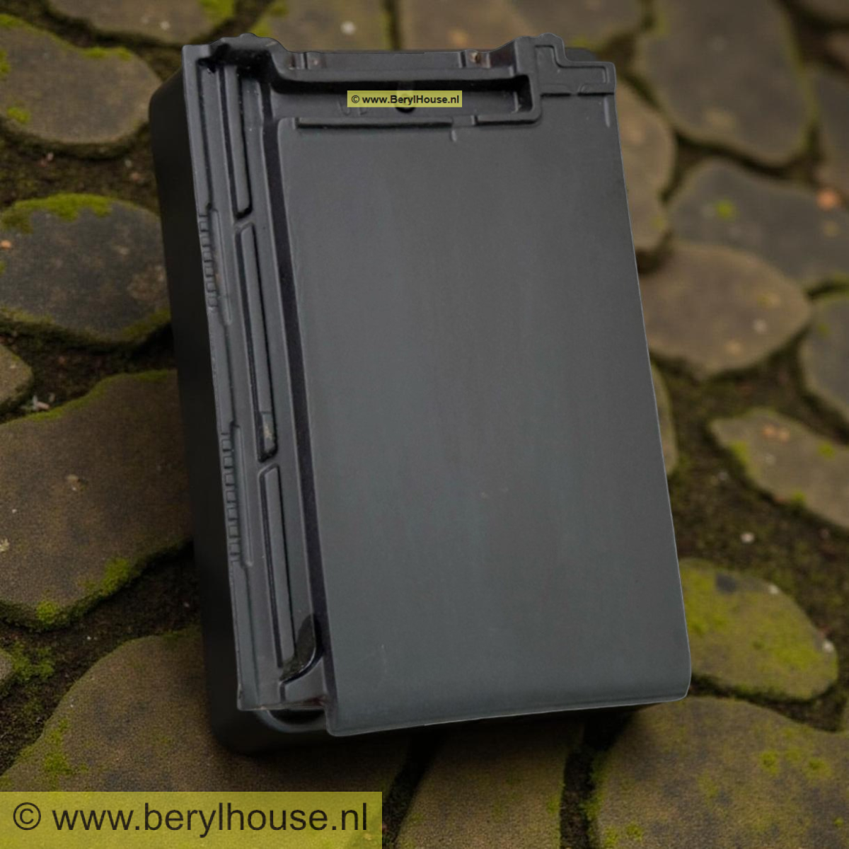 Dakpannen antraciet engobe VLAKKE DAKPAN 11,8 (per m2)