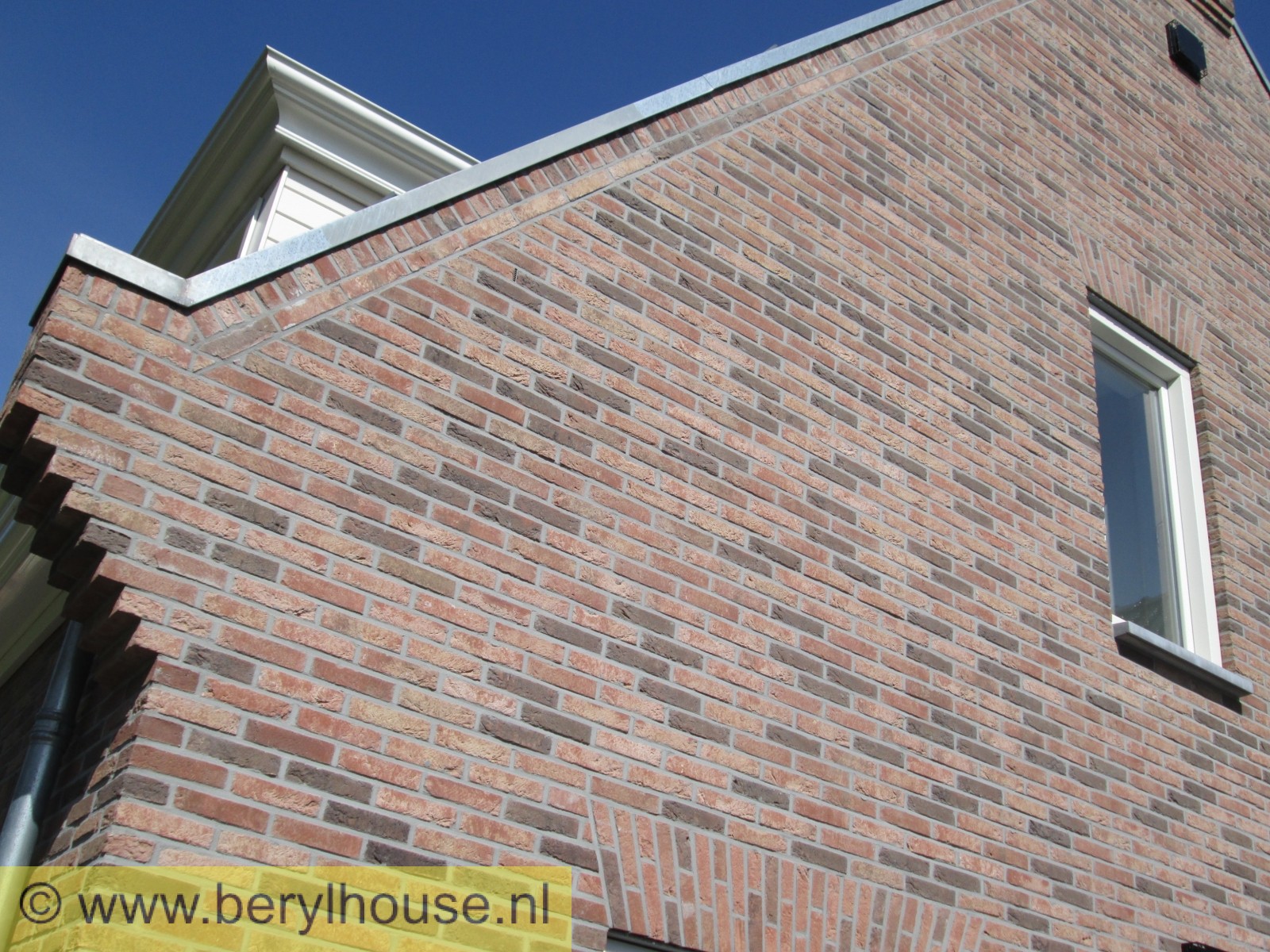 Metselstenen roodbruin handvorm WF (per stuk)