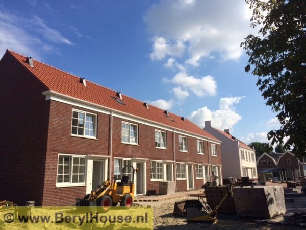 FD 10 Steenrood
