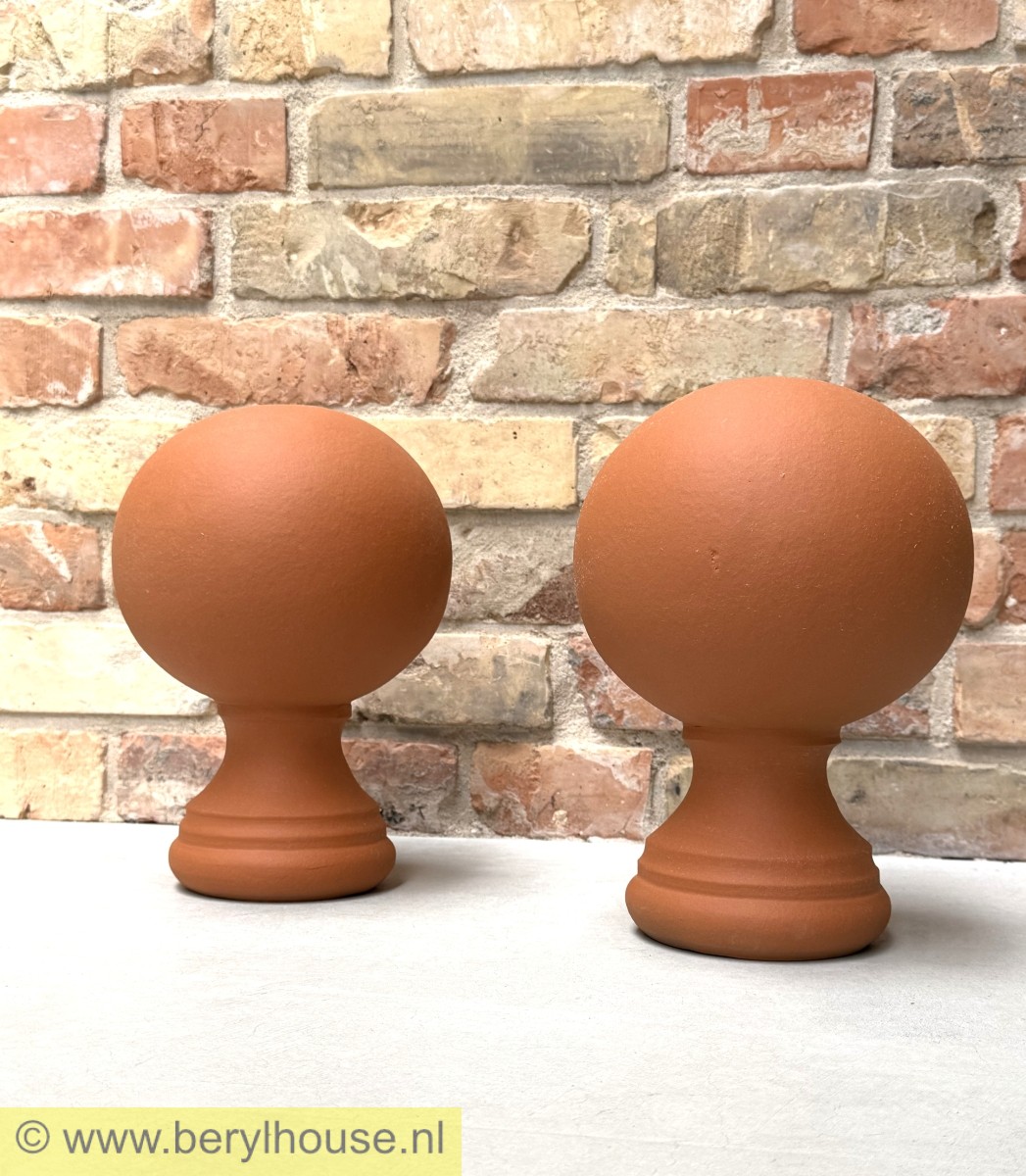 Piron nr: 3 (hoogte: 30 cm)