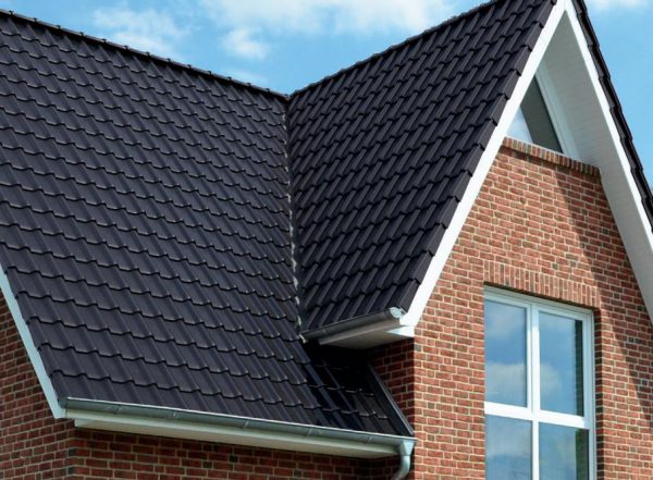 Dakpannen zwart engobe FD 11,1 (per m2)