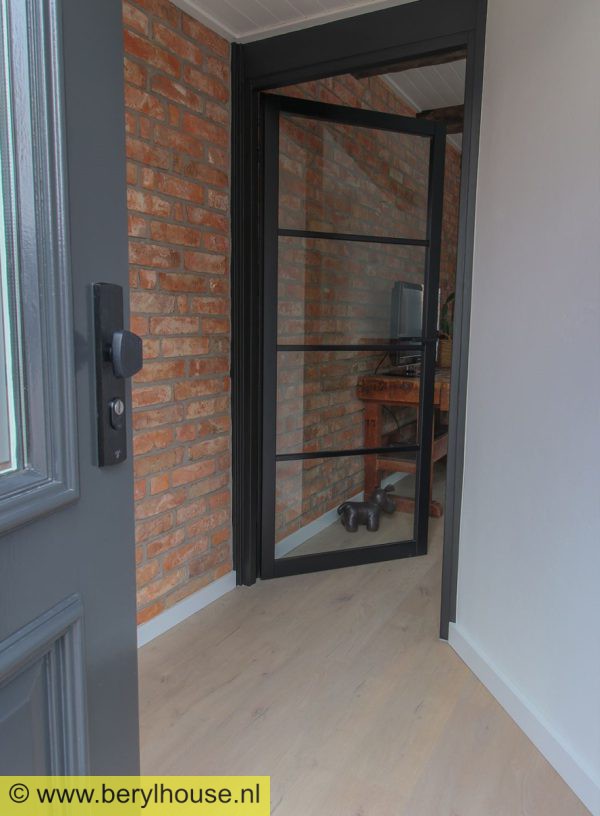 Baksteenstrippen kloostermoppen rood 250x18x68 mm (per m2)
