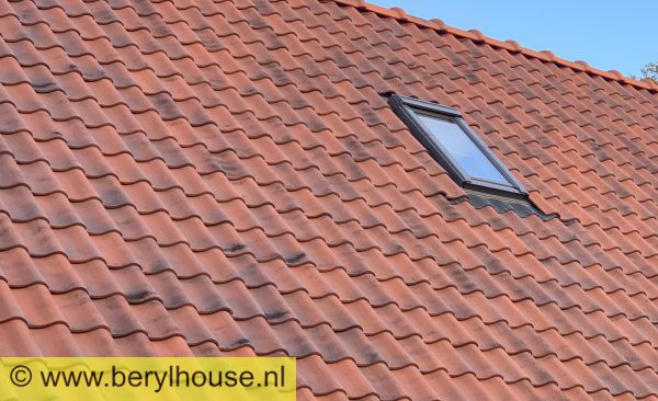 Dakpannen rustiek roodbruin genuanceerd OUDE HOLLE 20 (per m2)