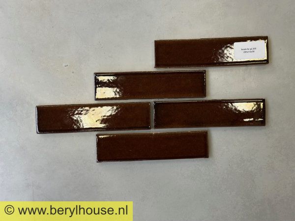 Baksteenstrippen St. Joris bruin strengpers geglazuurd 205x50x15mm (per m2)