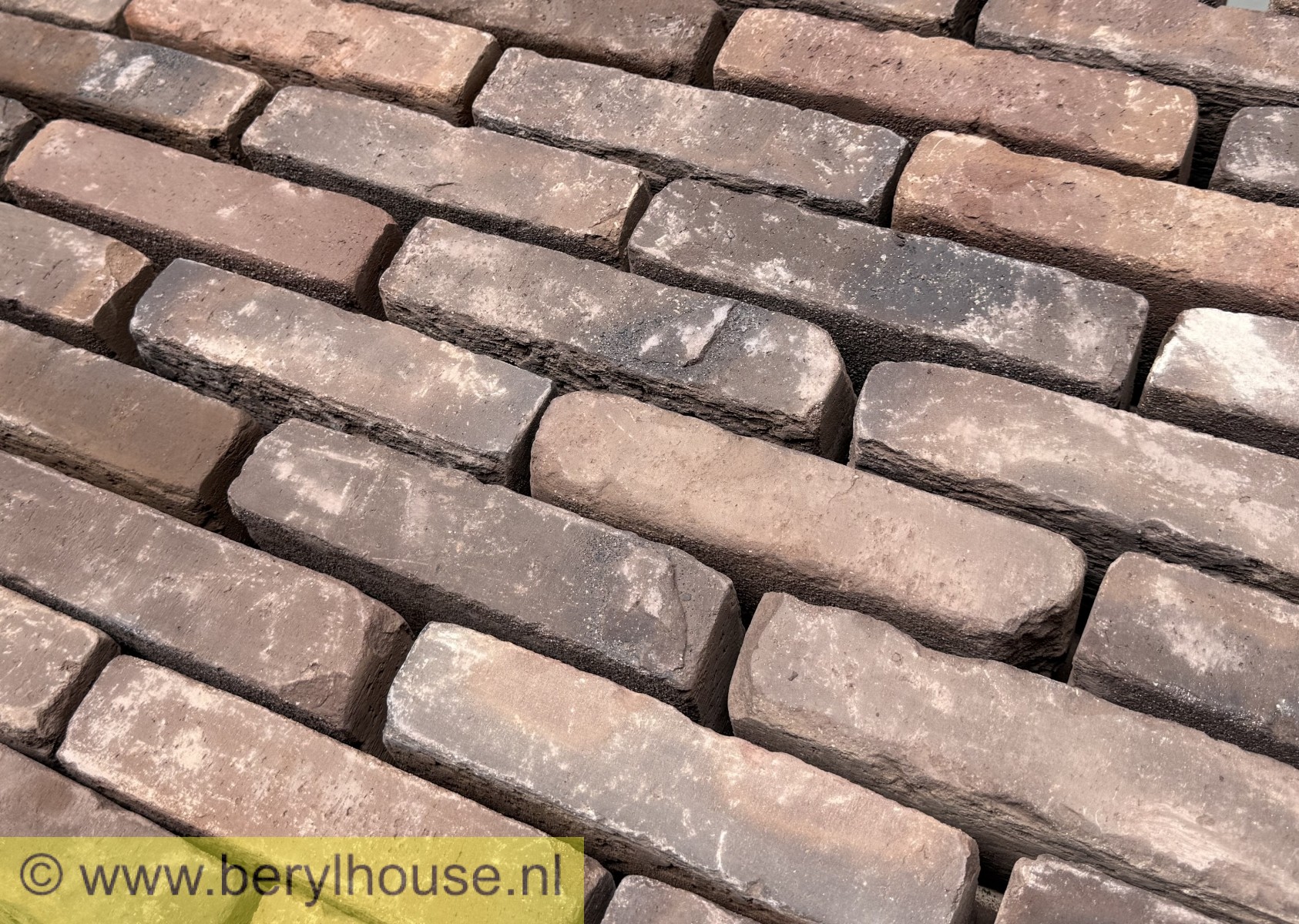 Metselstenen bruin gesinterd wasserstrich getrommeld WF (per stuk)