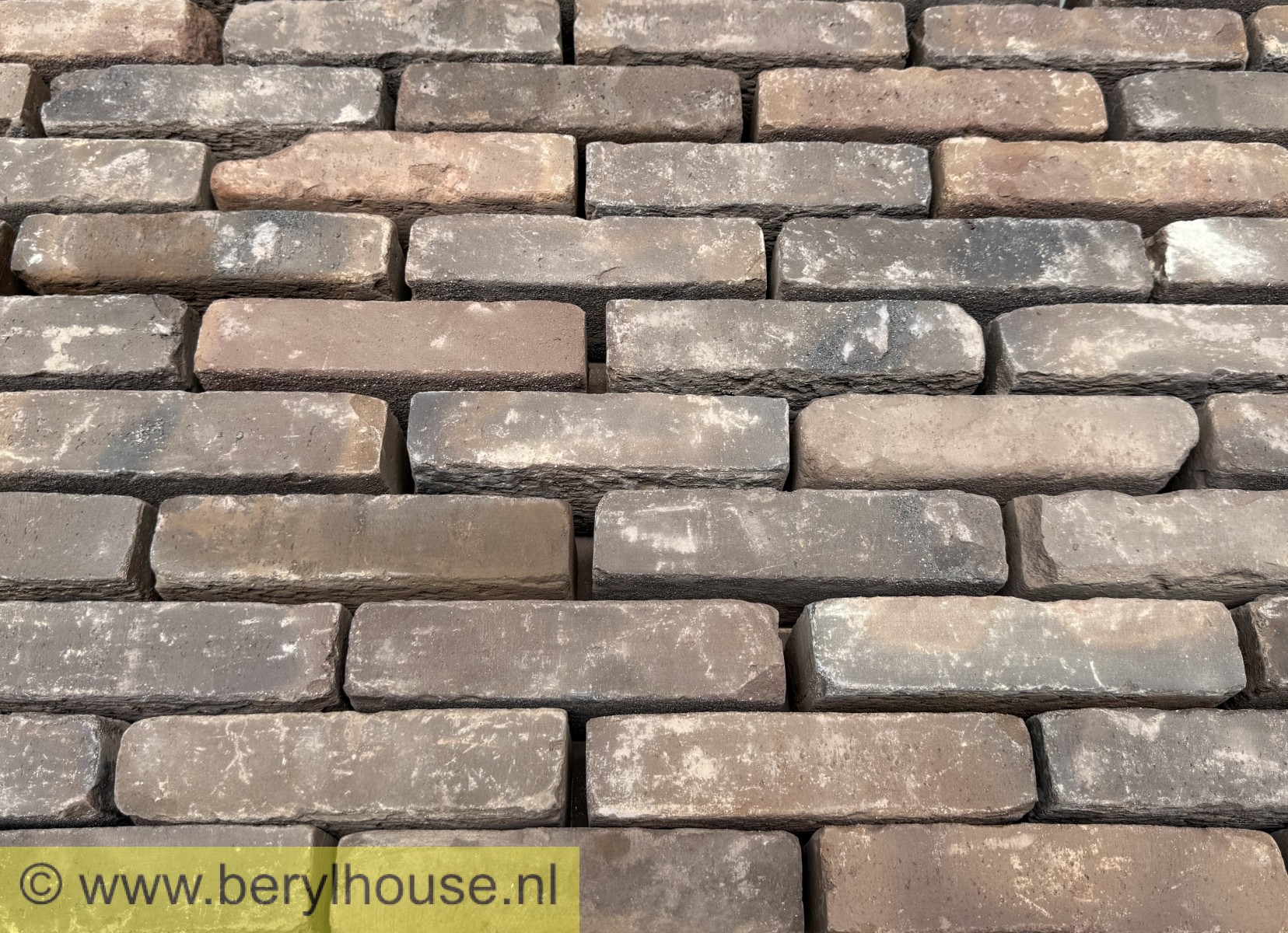 Metselstenen bruin gesinterd wasserstrich getrommeld WF (per stuk)
